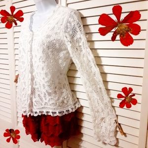 Romantic Lace Selene Sport Snap closure Jacket/Blouse